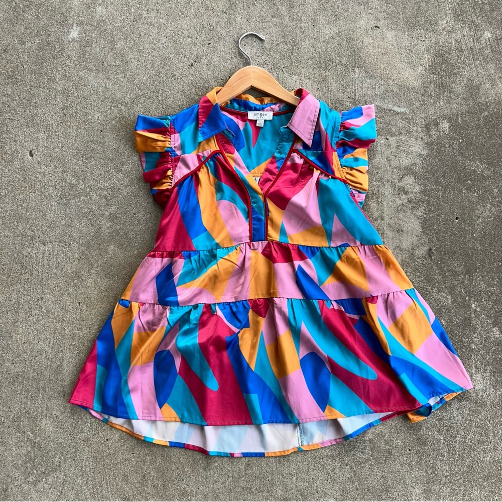 Abstract Colorful Geometric Ruffle Sleeve Top L Large Umgee - Picture 4 of 10